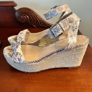 Via Spiga Platform Wedge Snakeskin Sandals Size 7